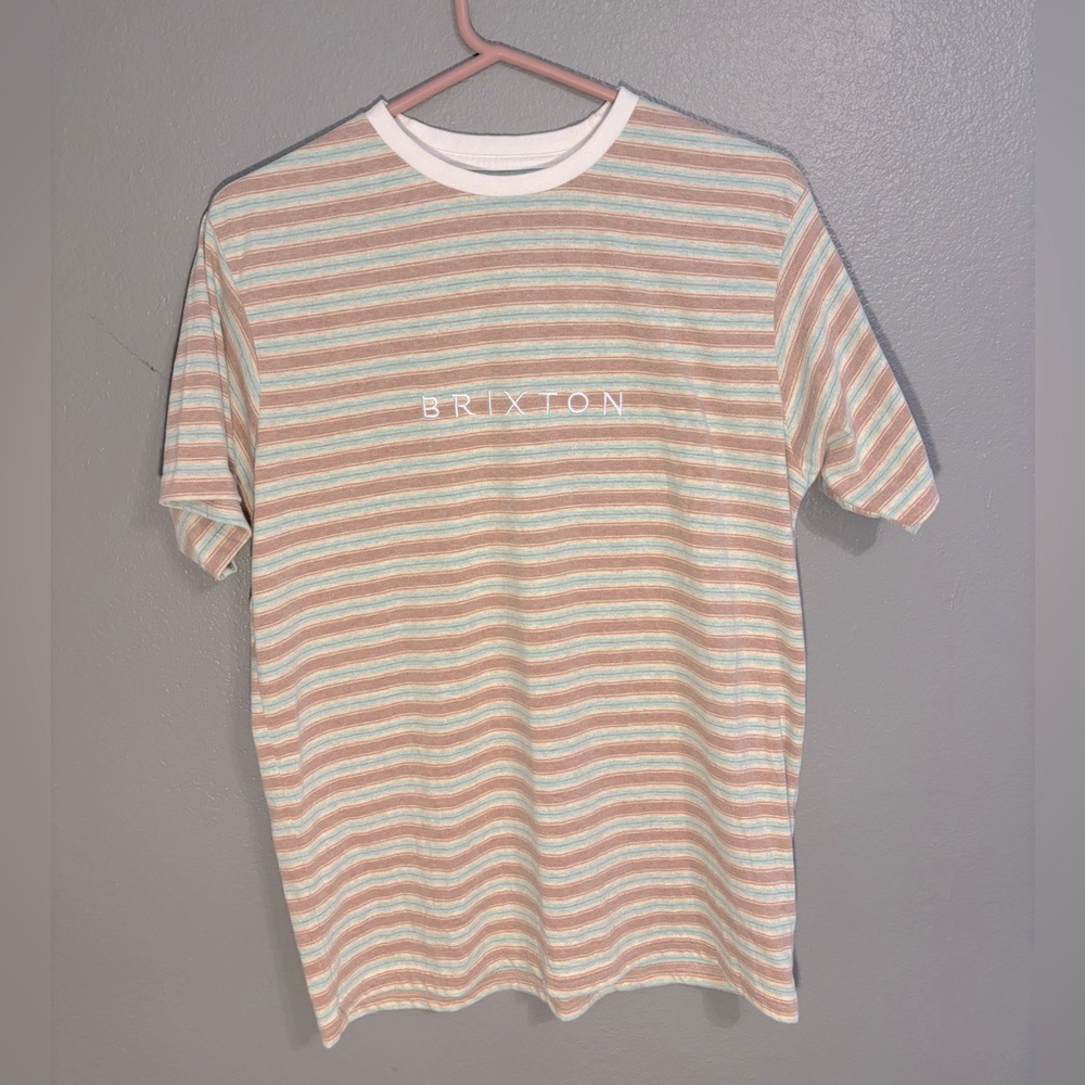 Lightly used Men’s Brixton T-shirt